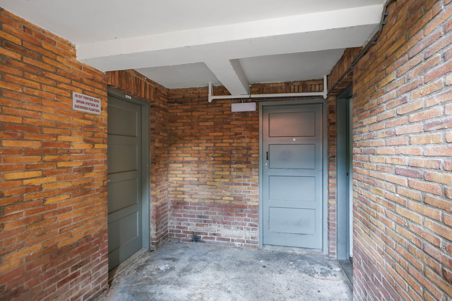 Photo 40 of Adriaan van Ostadestraat 21