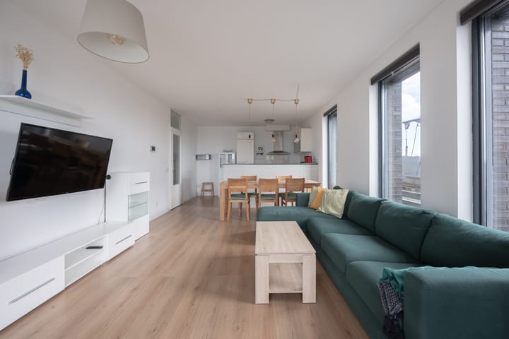 Foto 4 van Wijnand Nuijenstraat 84