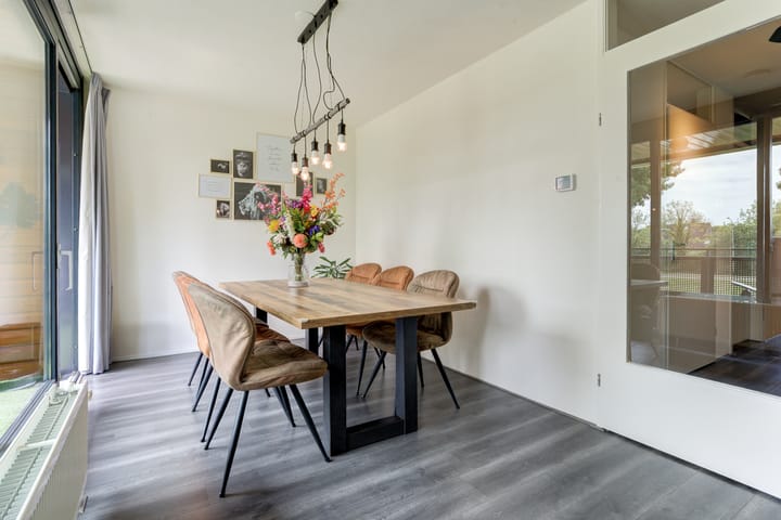 Foto 3 van Waterviolier 30