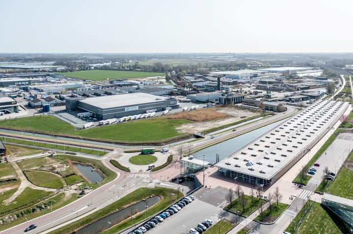 Spoorlaan 12, Barendrecht