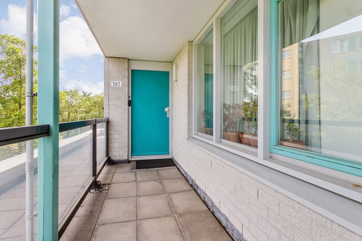 Photo 10 of Aartsbisschop Romerostraat 161