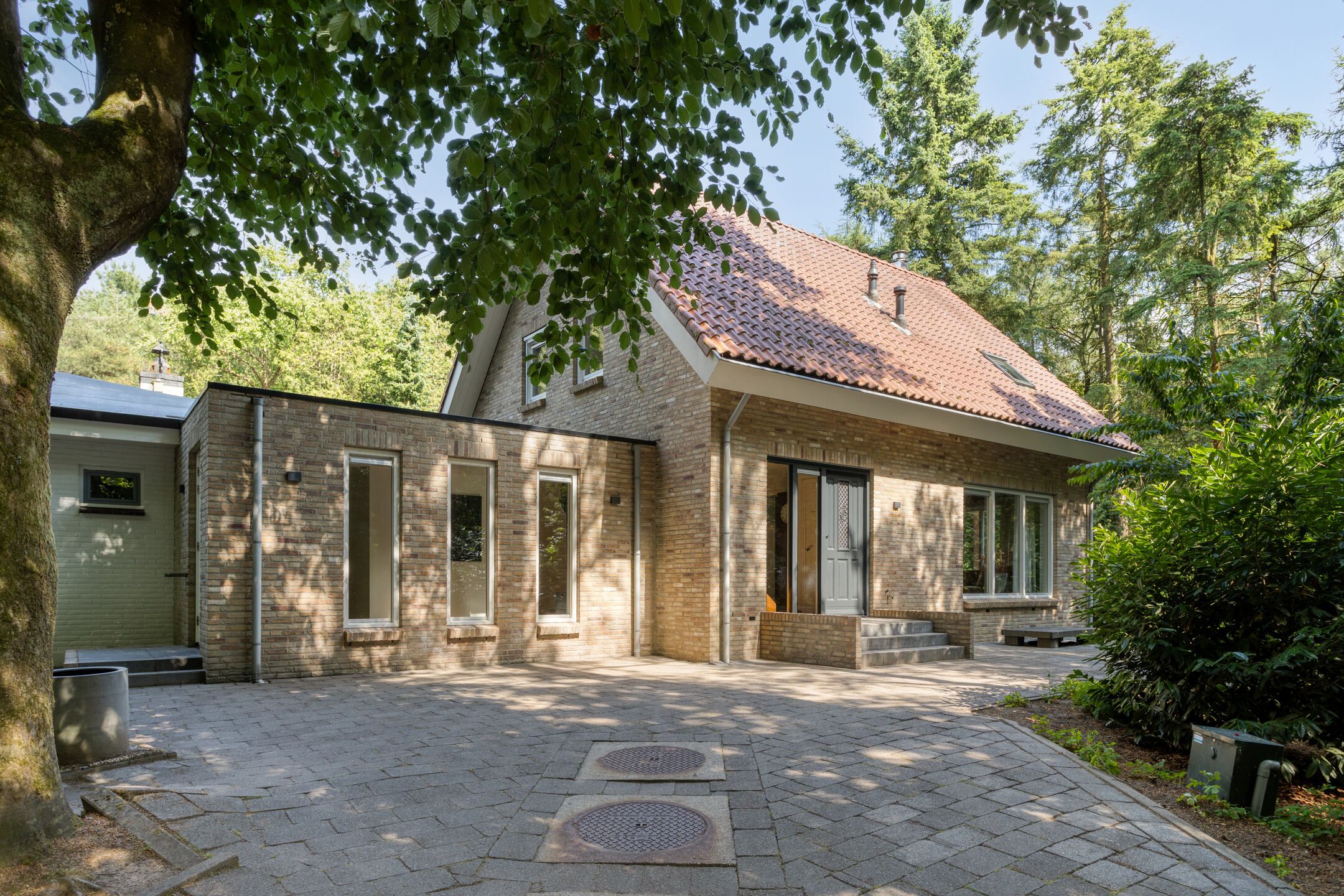 Postbaan, 25, Rucphen, 4715PL, Noord-Brabant, Nederland 25