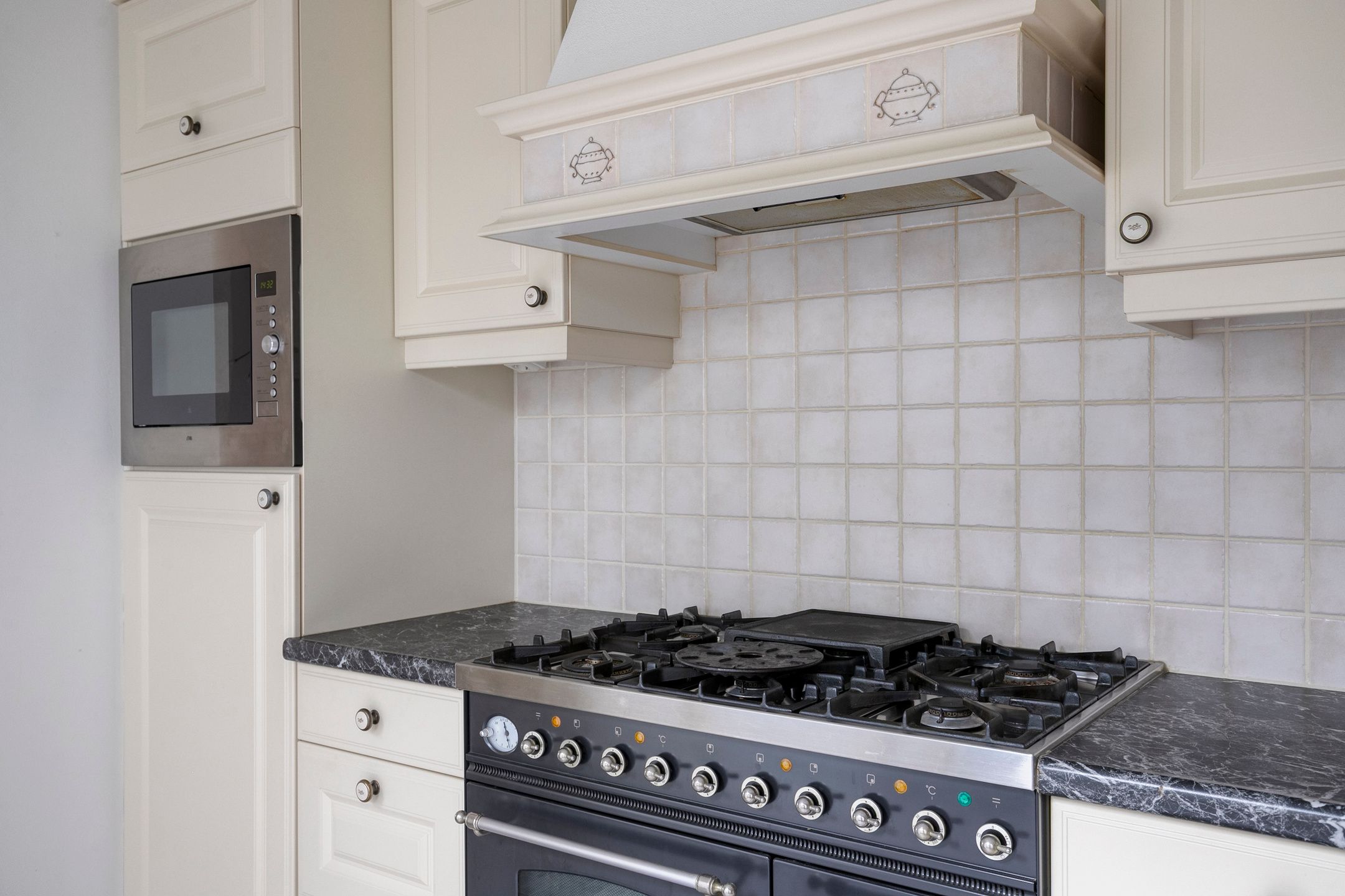 Foto 9 van Tongerlose Hoefstraat 12