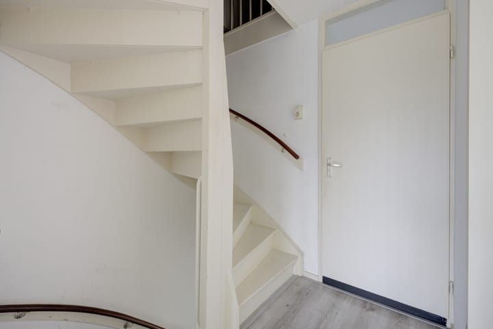 Foto 13 van Van 't Hoffstraat 75