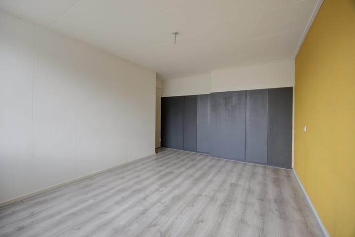 Foto 15 van Van 't Hoffstraat 75