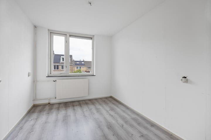 Foto 16 van Van 't Hoffstraat 75