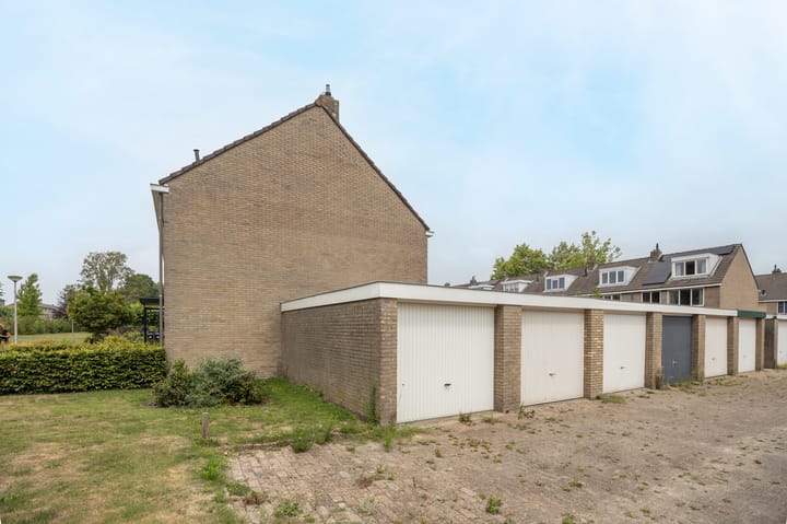 Foto 33 van Van 't Hoffstraat 75