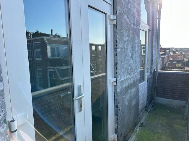 Foto 6 van Govert Bidloostraat 68