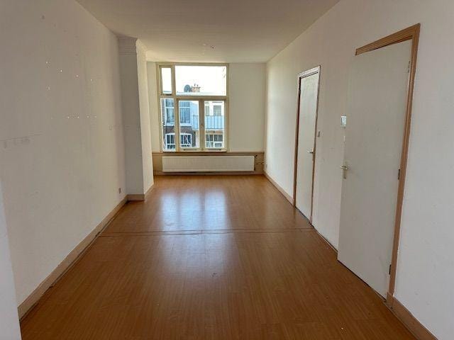 Foto 11 van Govert Bidloostraat 68