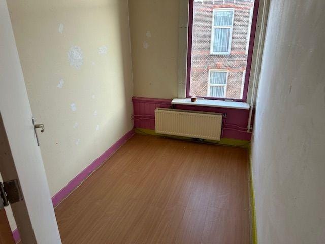 Foto 12 van Govert Bidloostraat 68