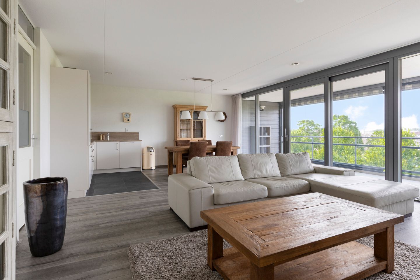 Foto 10 van Burgemeester Brouwerstraat 143