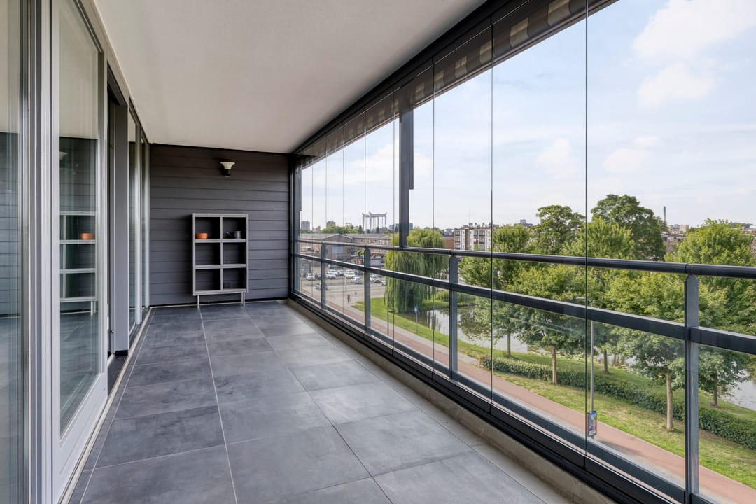 Foto 17 van Burgemeester Brouwerstraat 143