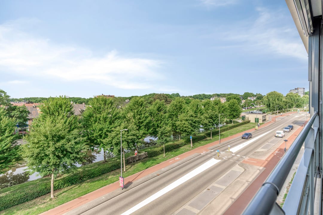 Foto 26 van Burgemeester Brouwerstraat 143