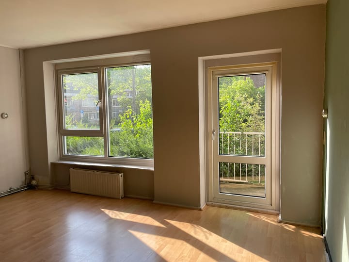 Van Almondestraat 42