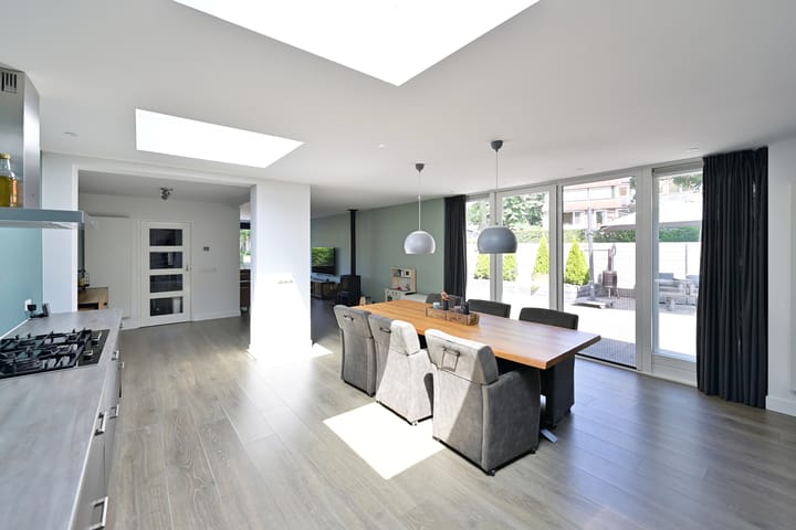 Foto 10 van Pieter de Hooghlaan 1