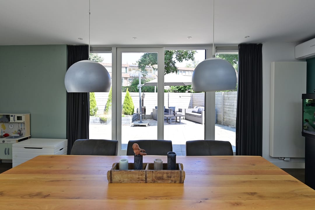 Photo 11 of Pieter de Hooghlaan 1