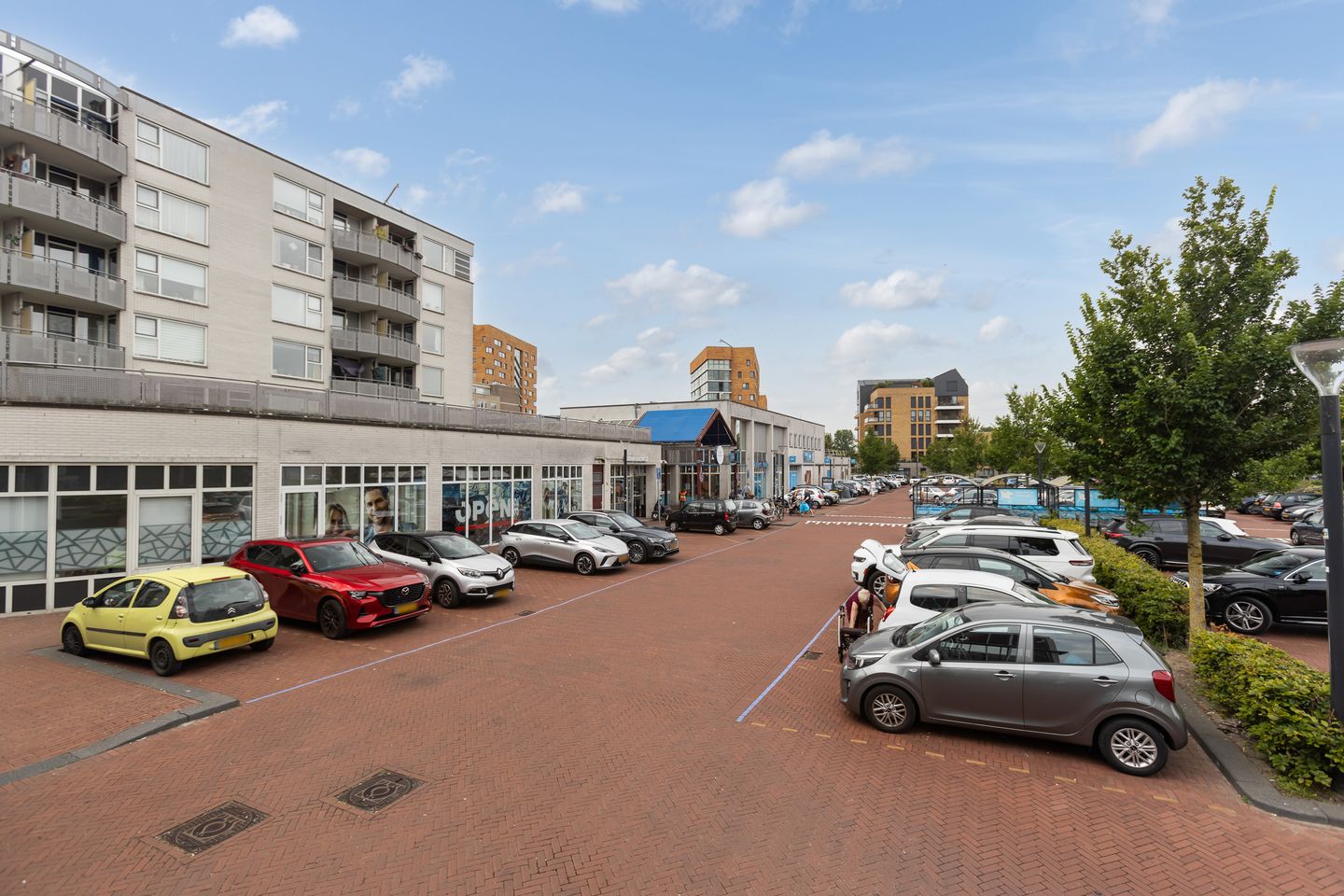 Photo 34 of Duikerlaan 46