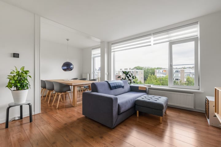 Foto 2 van Monseigneur van Steelaan 134