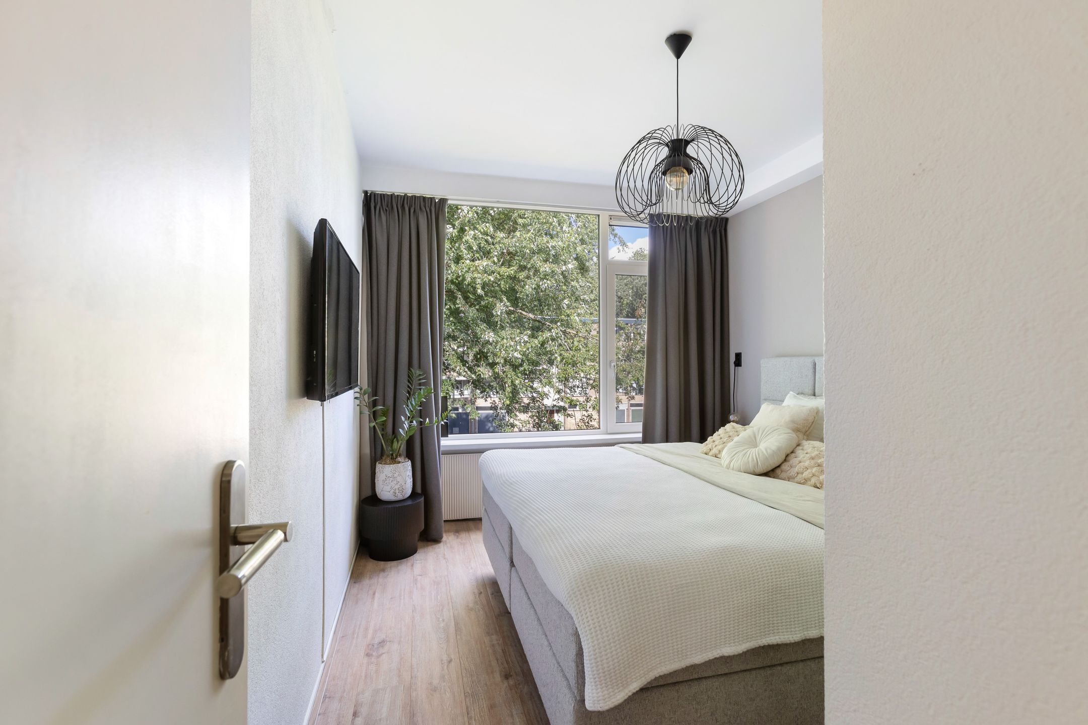 Foto 33 van Trompstraat 26