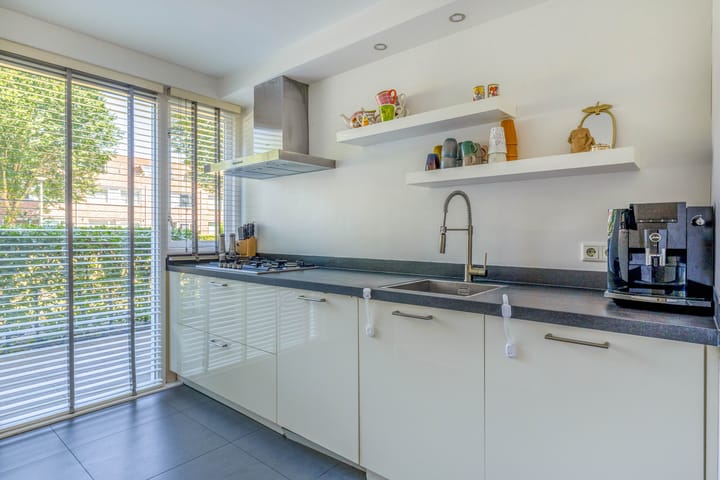 Photo 9 of Anton Koolhaaspad 6