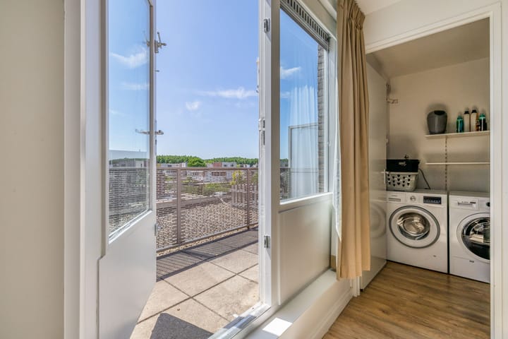 Photo 33 of Anton Koolhaaspad 6