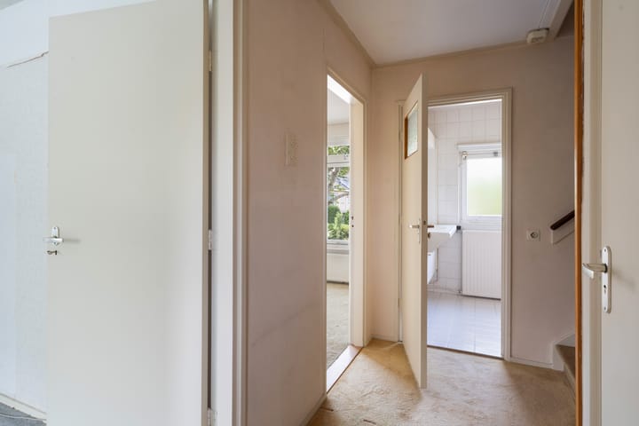 Photo 11 of Colenso 124