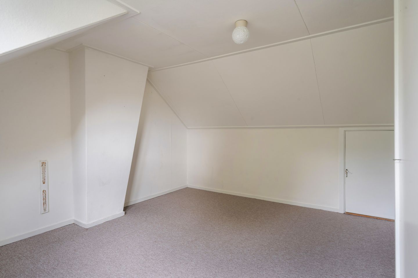 Photo 19 of Colenso 124