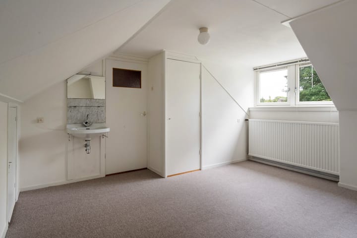 Photo 18 of Colenso 124