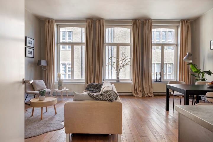 Photo 6 of Grote Gracht 81-C01