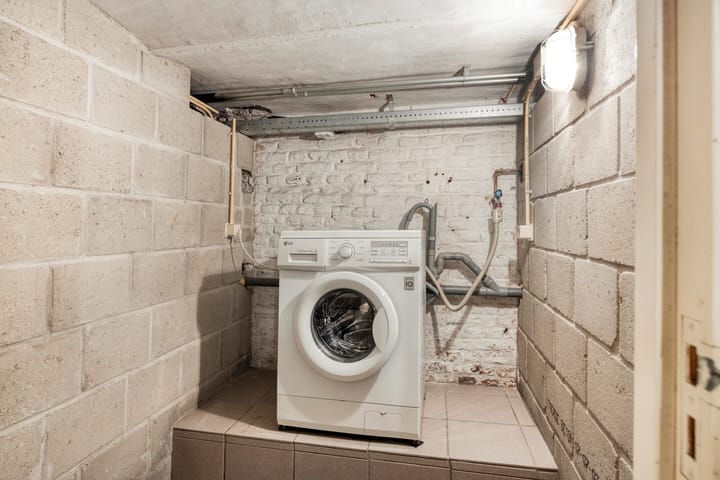 Photo 19 of Grote Gracht 81-C01