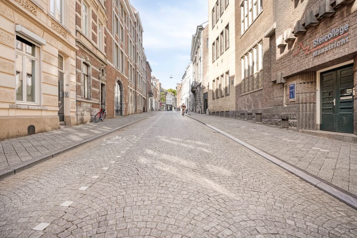 Photo 22 of Grote Gracht 81-C01