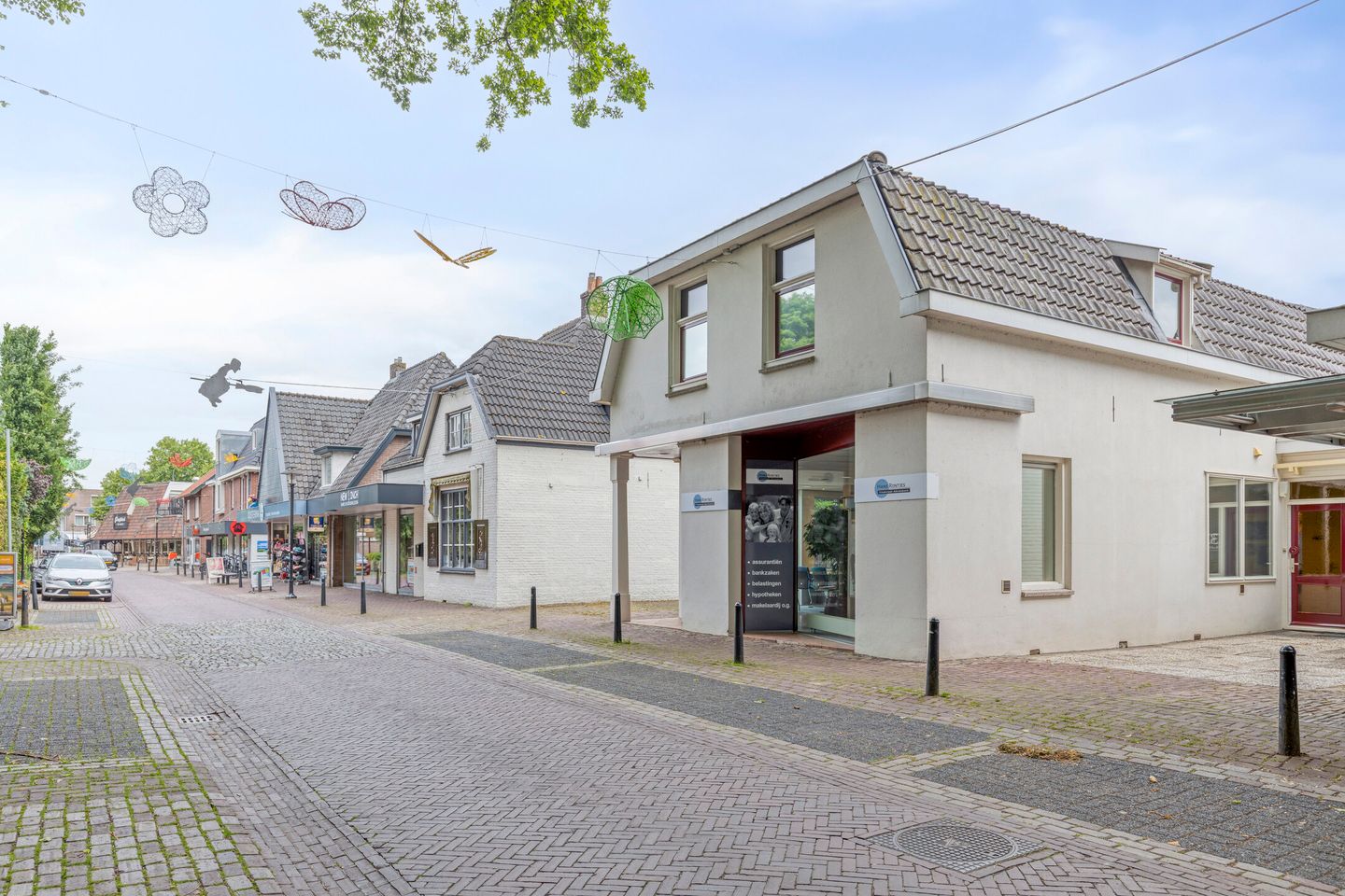 View photo 4 of Stationsstraat 32