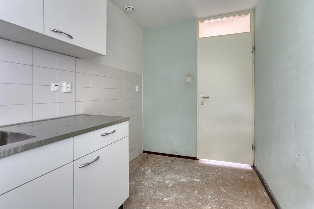 Photo 7 of Veelzigtstraat 2-03R