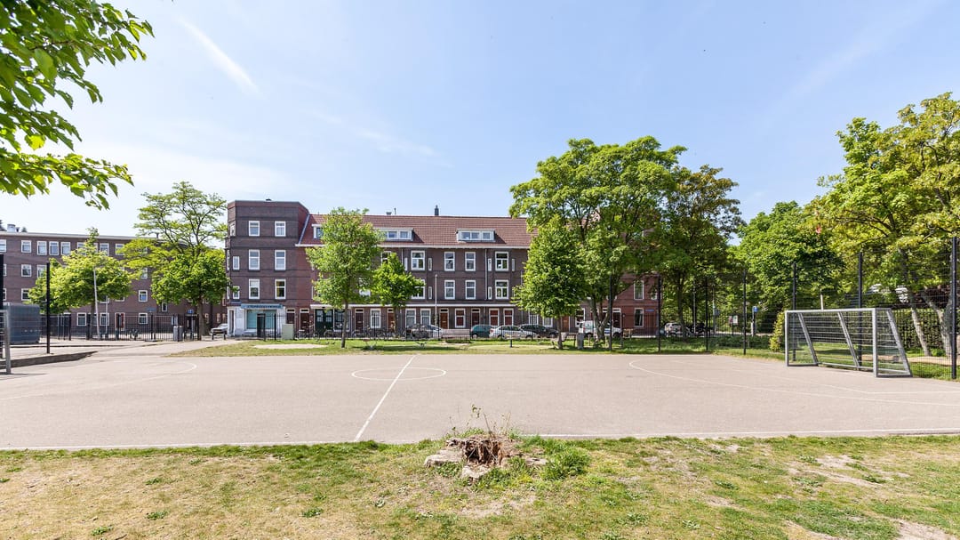 Photo 22 of Veelzigtstraat 2-03R