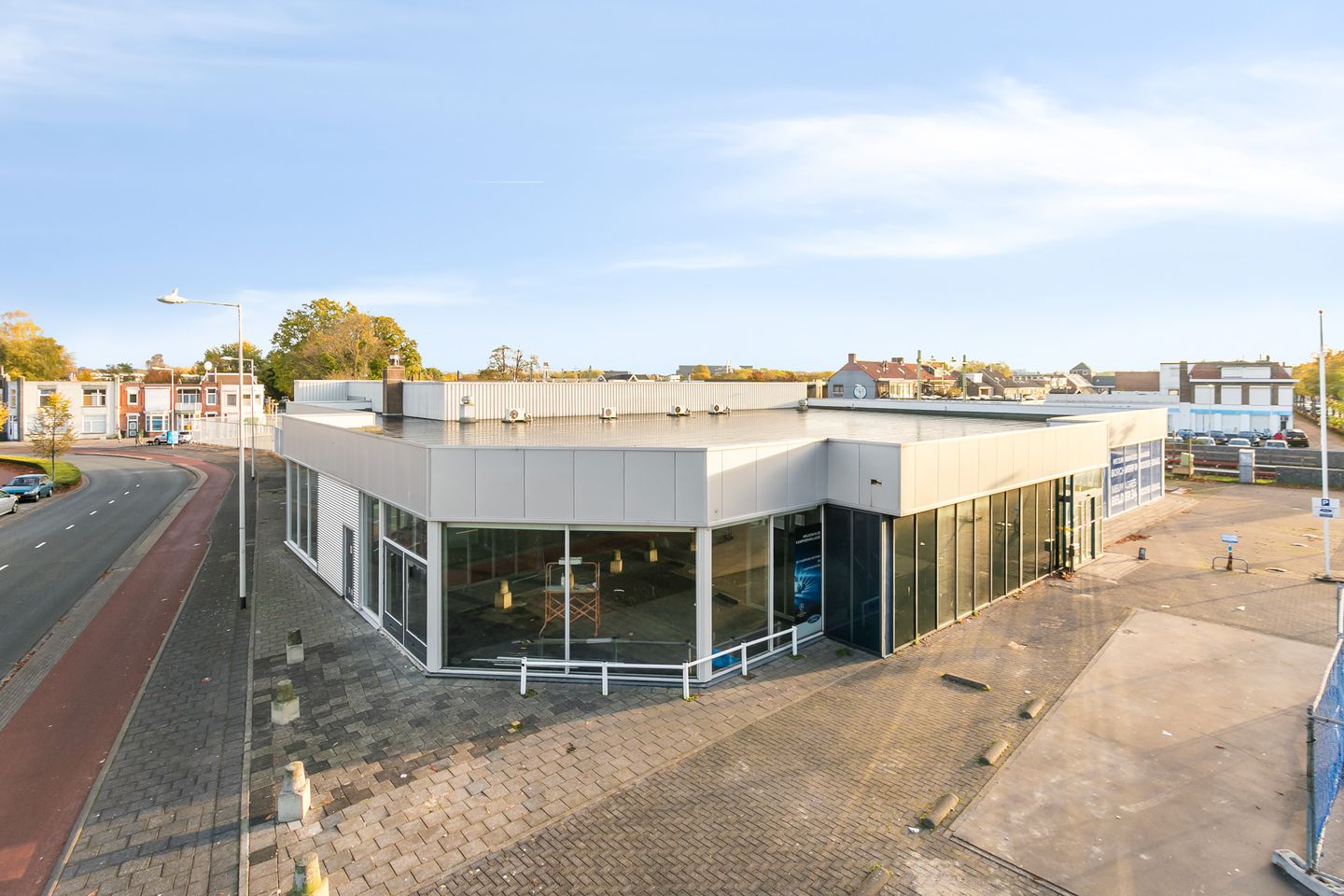 Bekijk foto 1 van Bredasestraat 25
