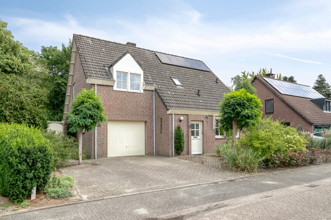 Foto 1 van Ooievaarstraat 23