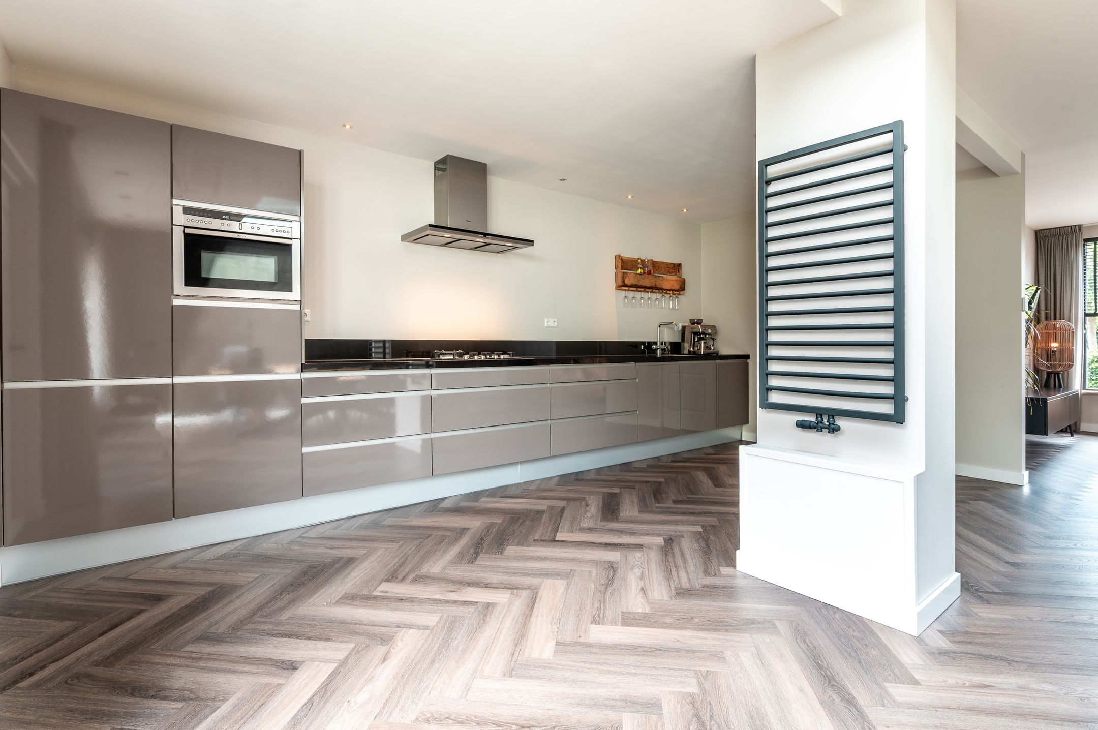 Foto 3 van Middenlaan 35