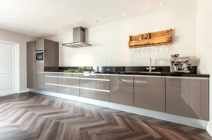 Photo 6 of Middenlaan 35