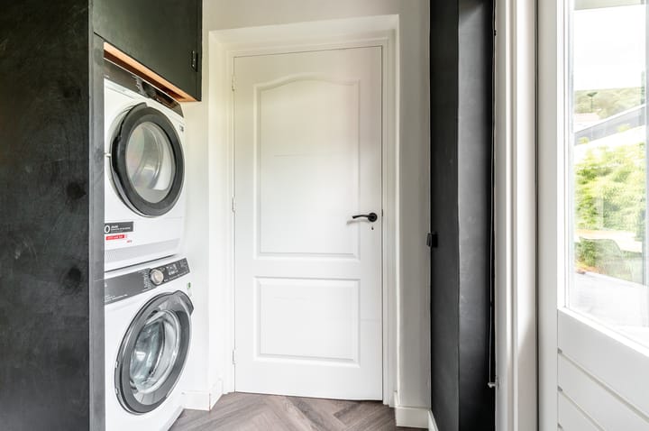 Photo 16 of Middenlaan 35