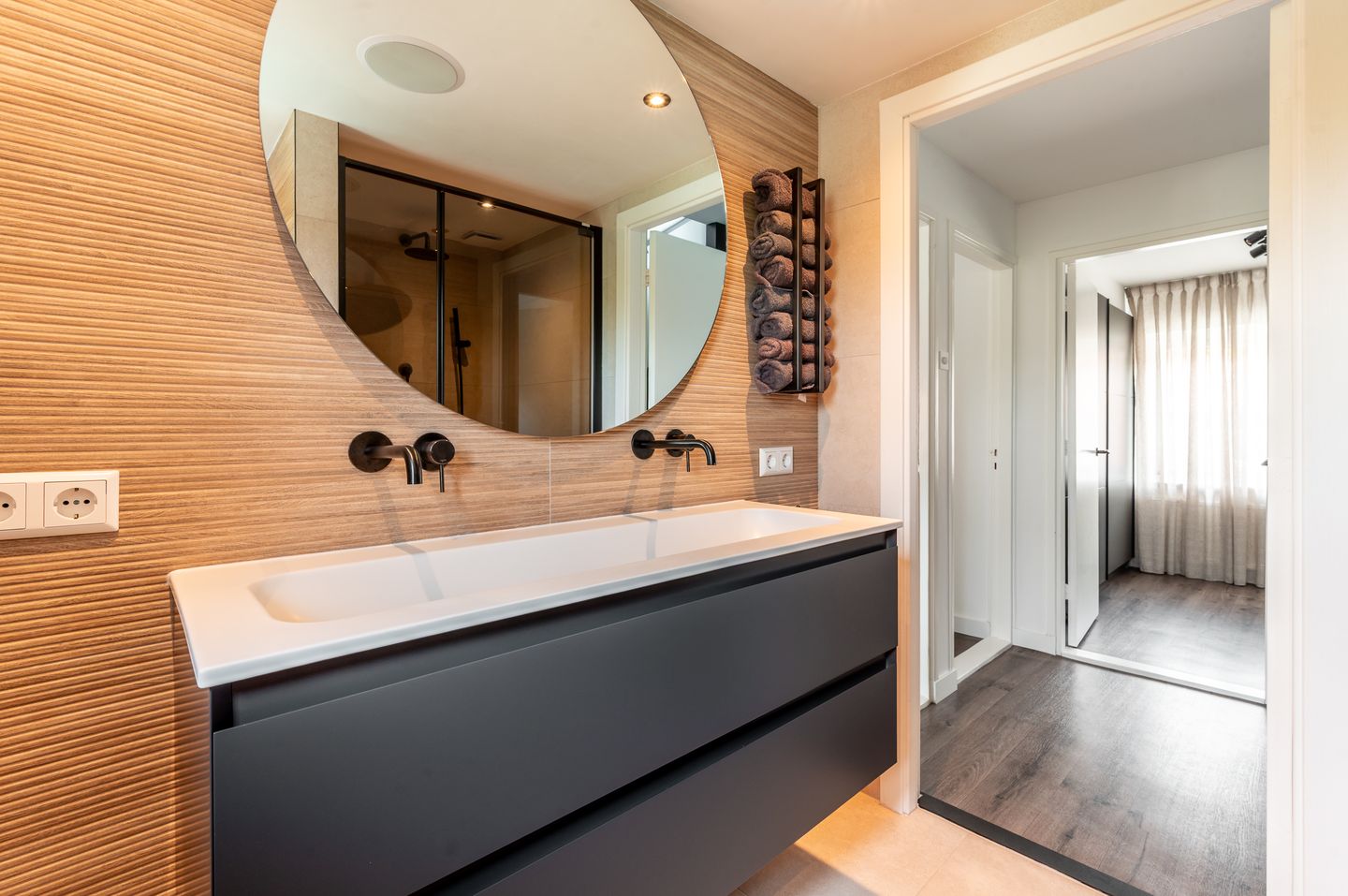 Foto 29 van Middenlaan 35