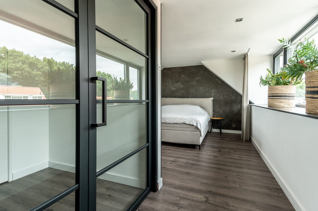 Foto 31 van Middenlaan 35