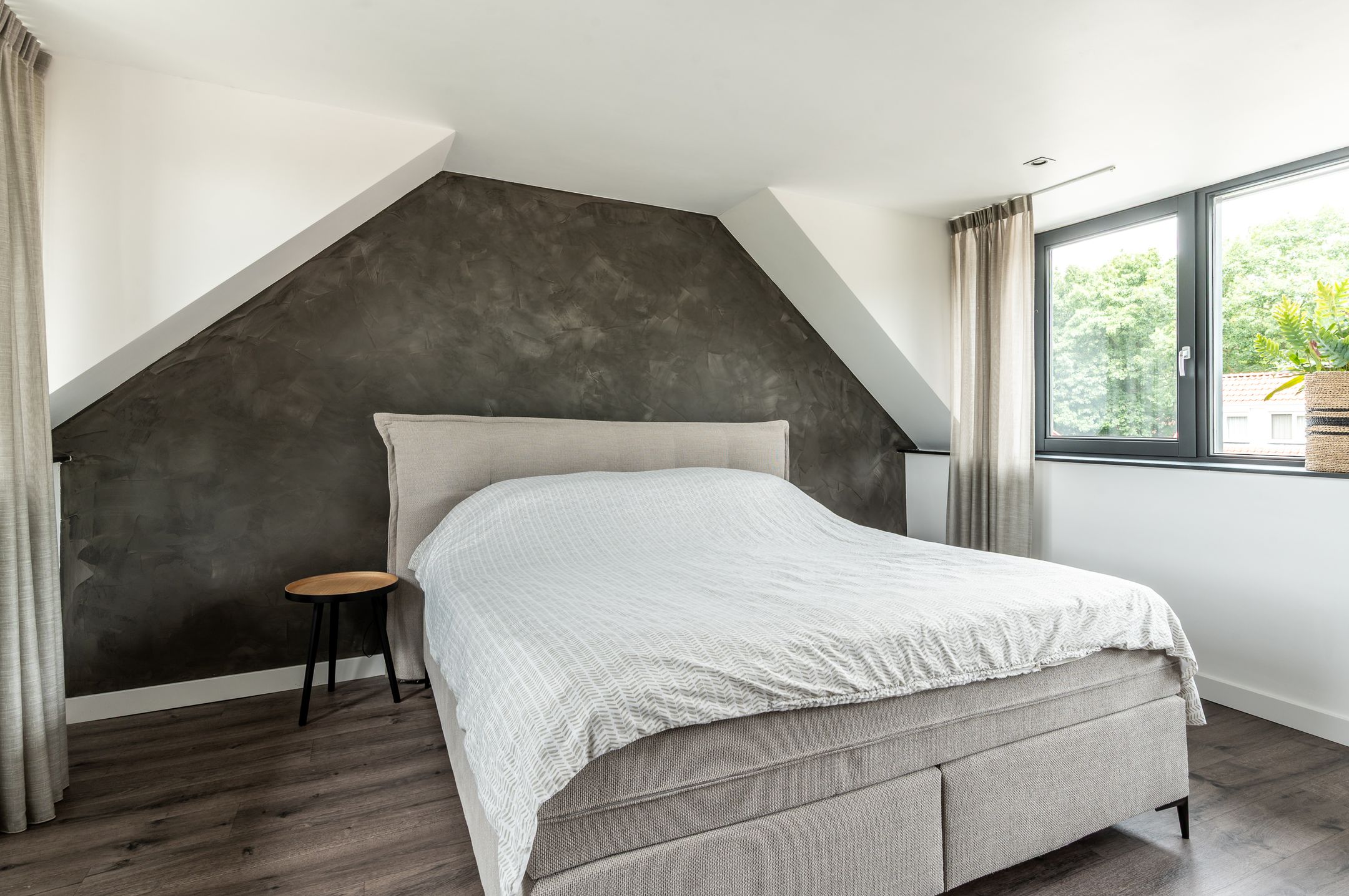 Foto 33 van Middenlaan 35