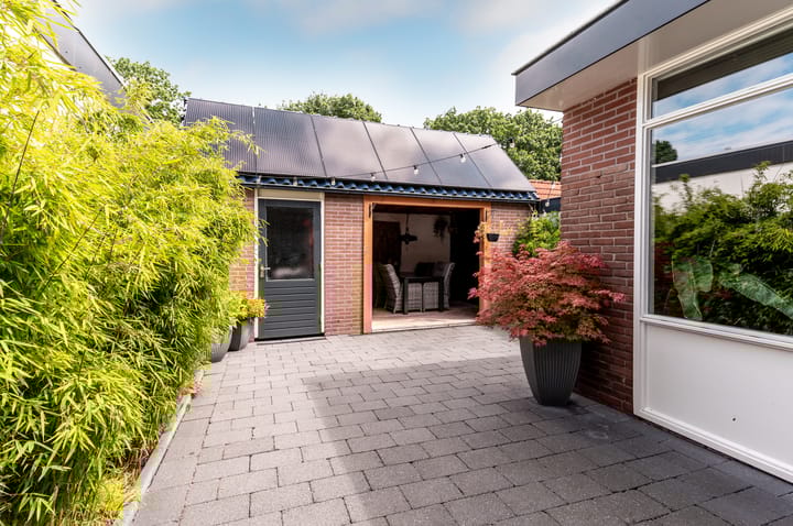 Photo 36 of Middenlaan 35