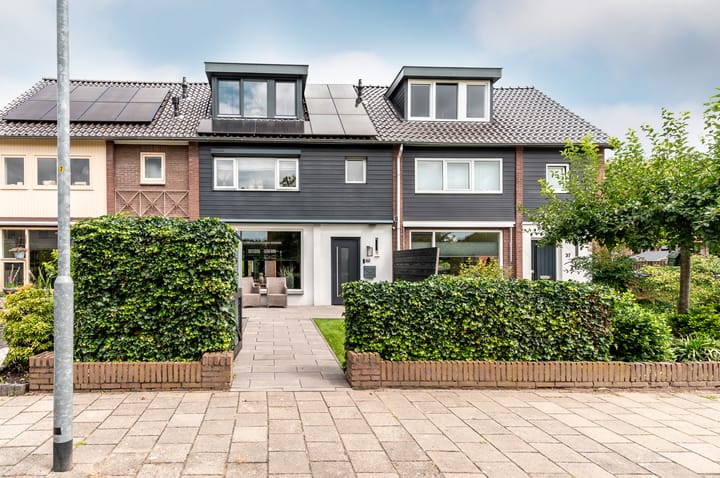 Photo 44 of Middenlaan 35