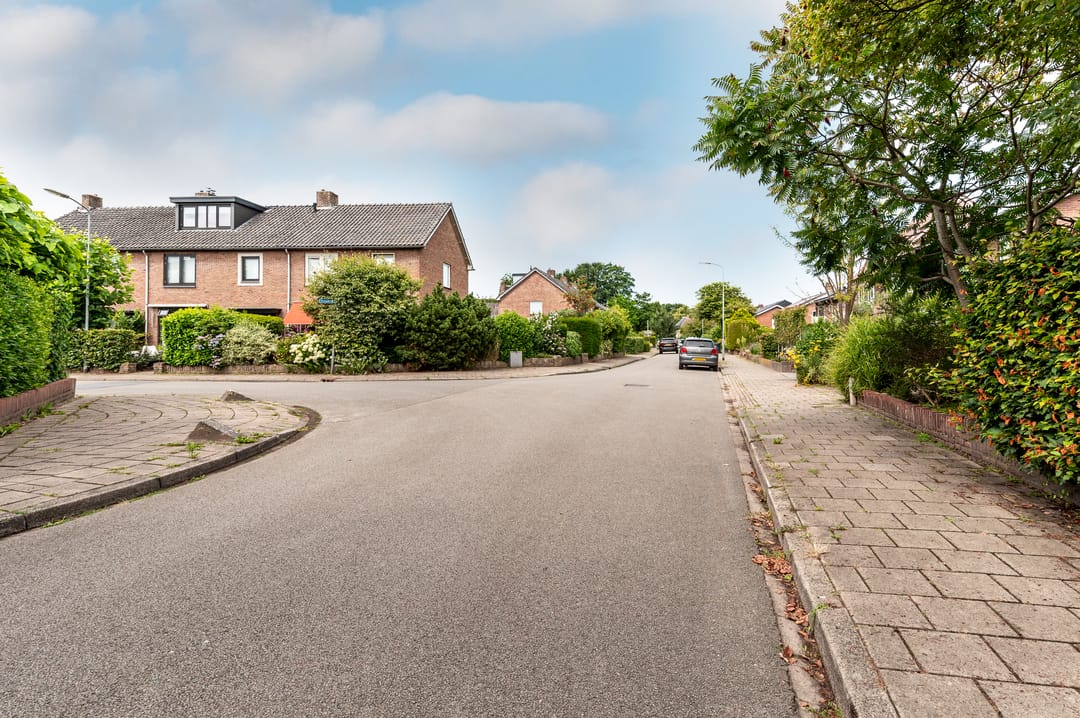 Foto 47 van Middenlaan 35