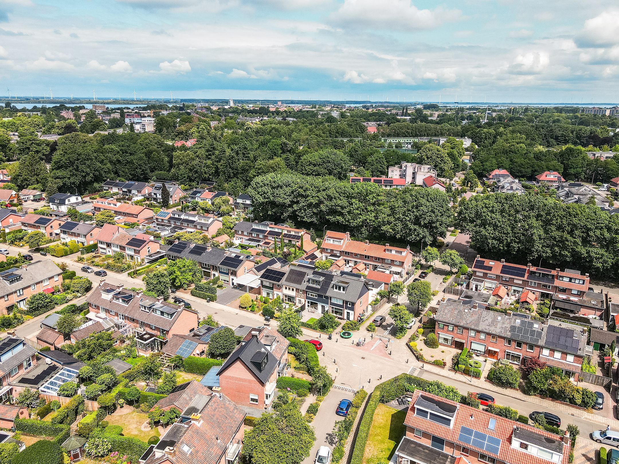 Foto 51 van Middenlaan 35