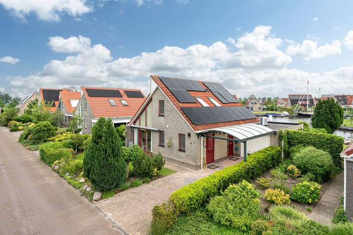 Photo 3 of Wetterbies 15