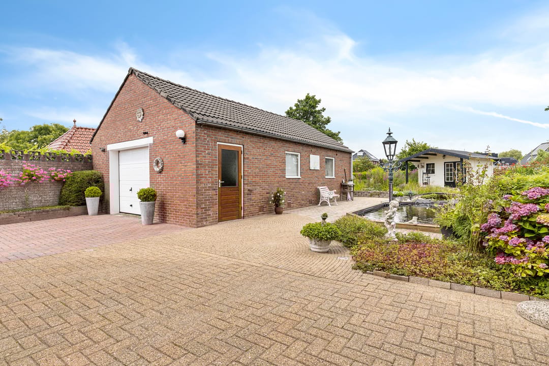 Photo 38 of Dijkhuizenweg 76