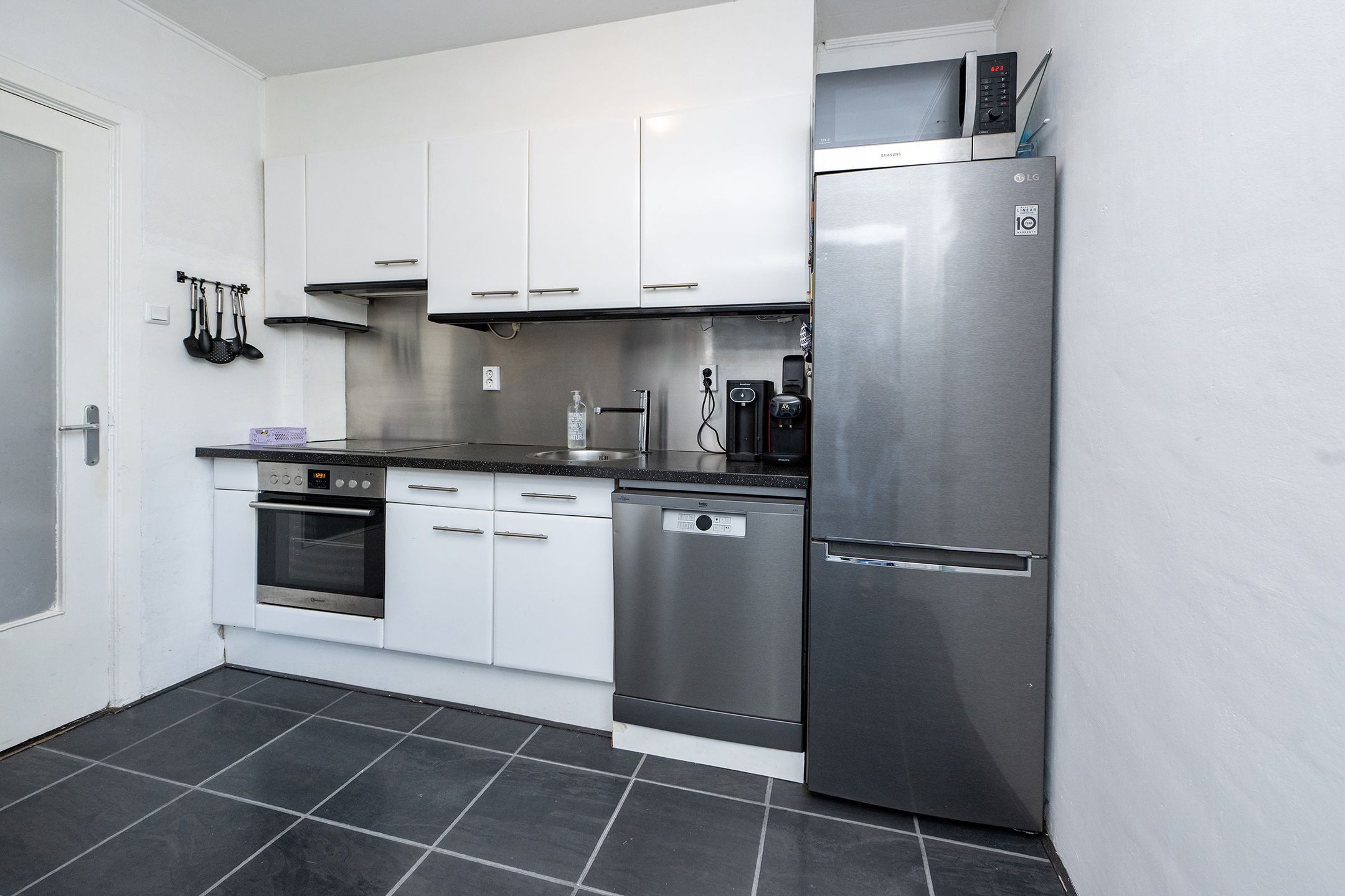 Foto 9 van Kortenaerstraat 10