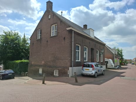 View photos